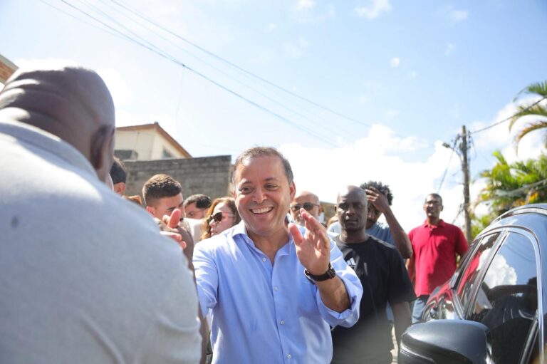 prefeito-de-niteroi-vistoria-obras-de-contencao-de-encostas-do-morro-do-pires